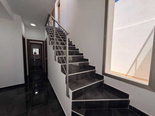 3 chambre Maison de Ville à vendre à Oltamar - Cucarres, Calpe / Calp avec piscine garage - 568 500 € (Ref: 10162508)