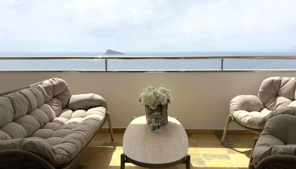 3 soverom Leilighet til salgs i Benidorm med svømmebasseng garasje - € 450 000 (Ref: 10165494)