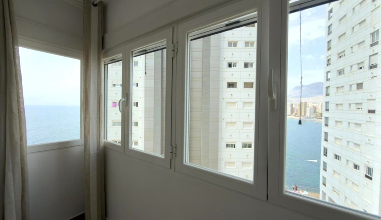 3 soverom Leilighet til salgs i Benidorm med svømmebasseng garasje - € 450 000 (Ref: 10165494)