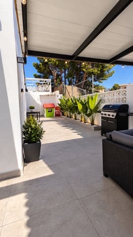5 soveværelse Villa til salg i Barranco Hondo, La Nucia med swimmingpool garage - € 575.000 (Ref: 10179439)
