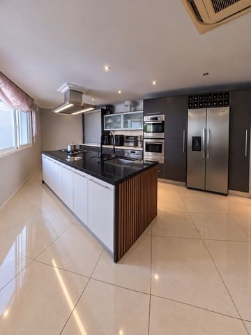 5 soveværelse Villa til salg i Barranco Hondo, La Nucia med swimmingpool garage - € 575.000 (Ref: 10179439)
