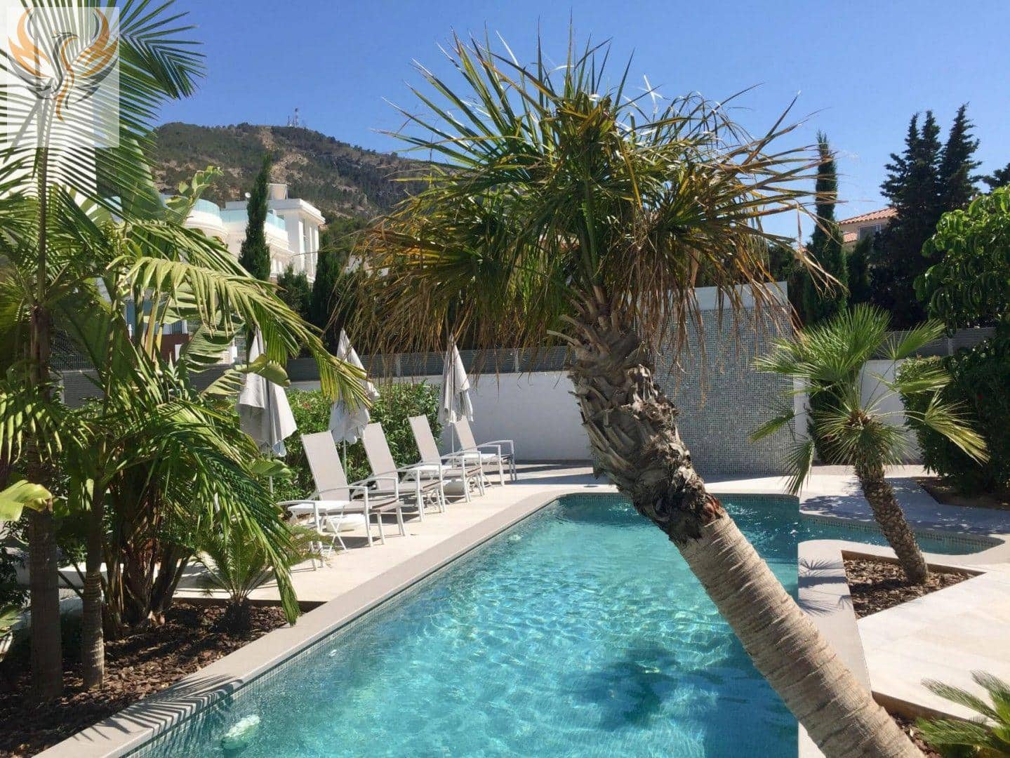 Villa for sale in Albir with pool garage - € 2,840,000 (Ref: 7214996)