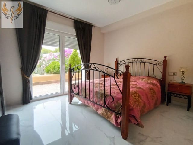 7 chambre Villa/Maison à vendre à La Nucia Pueblo  , La Nucia avec piscine garage - 2 500 000 € (Ref: 7651870)