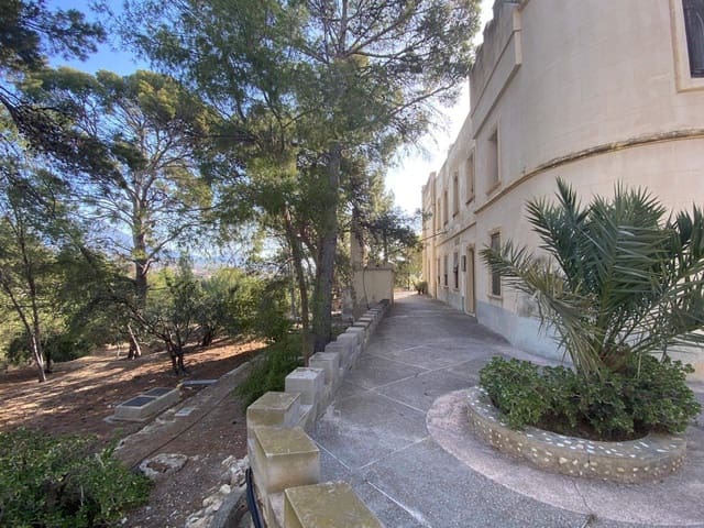 8 bedroom Finca/Country House for sale in El Secanet - Hacienda del Sol, La Villajoyosa / Vila Joiosa with pool garage - € 1,700,000 (Ref: 8371397)