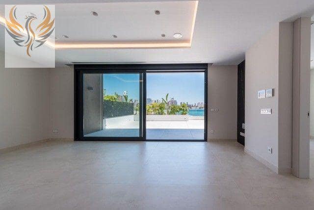 3 chambre Appartement à vendre à Benidorm avec piscine garage - 1 650 000 € (Ref: 8373034)