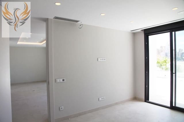 3 slaapkamer Appartement te koop in Playa Poniente, Benidorm met zwembad garage - € 1.650.000 (Ref: 8373034)