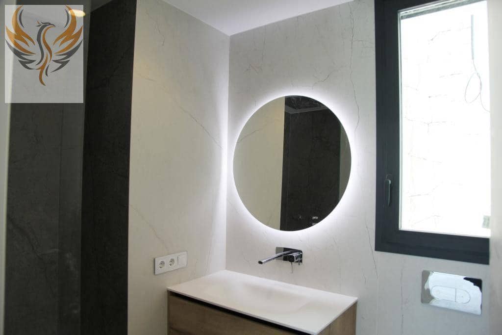 3 chambre Appartement à vendre à Benidorm avec piscine garage - 1 650 000 € (Ref: 8373034)