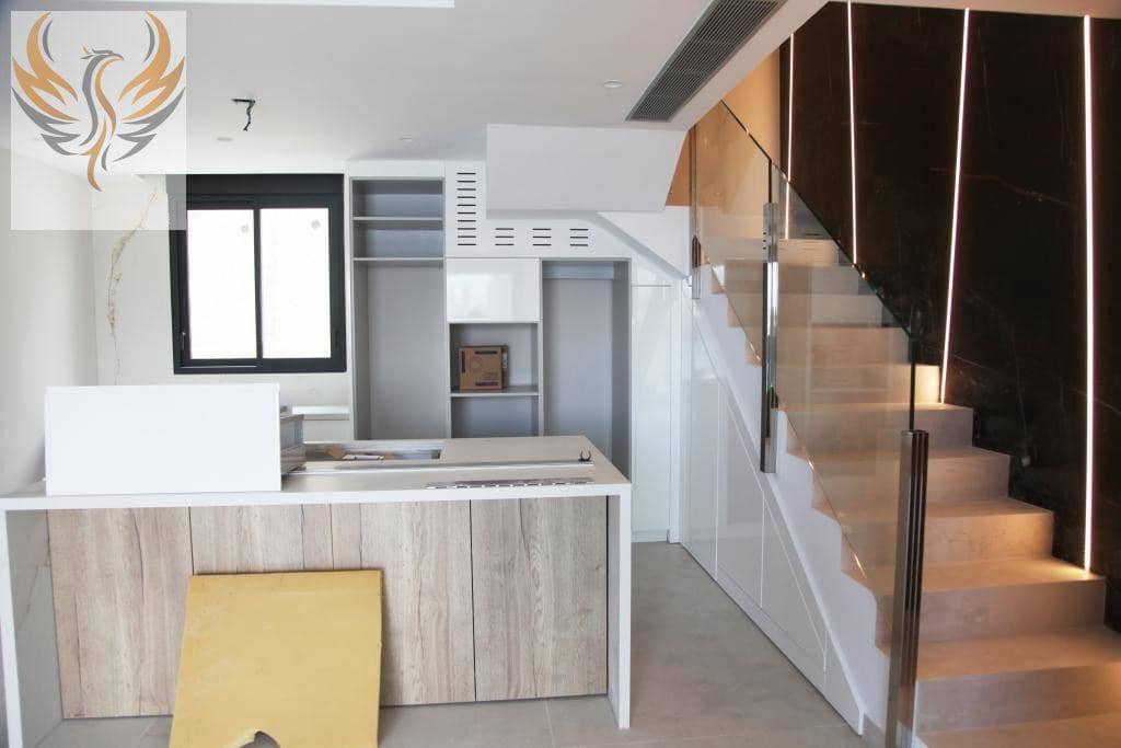 3 chambre Appartement à vendre à Benidorm avec piscine garage - 1 650 000 € (Ref: 8373034)
