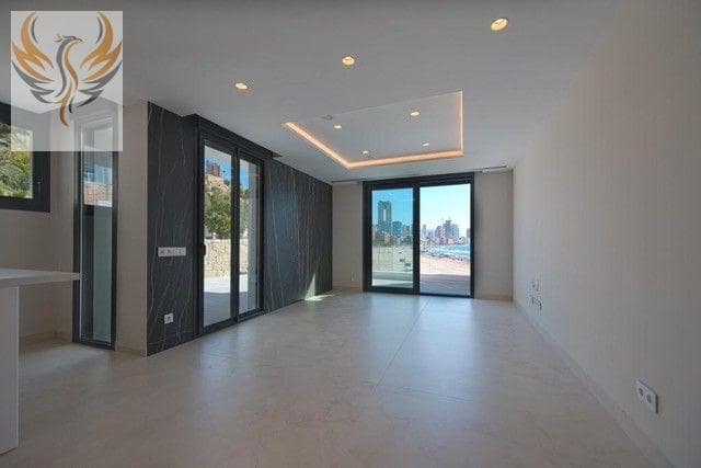 3 chambre Appartement à vendre à Benidorm avec piscine garage - 1 650 000 € (Ref: 8373034)