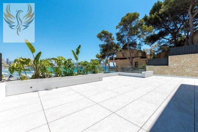 3 chambre Appartement à vendre à Benidorm avec piscine garage - 1 650 000 € (Ref: 8373034)