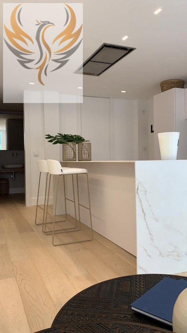 3 slaapkamer Appartement te koop in Benidorm met zwembad garage - € 1.550.000 (Ref: 8373037)