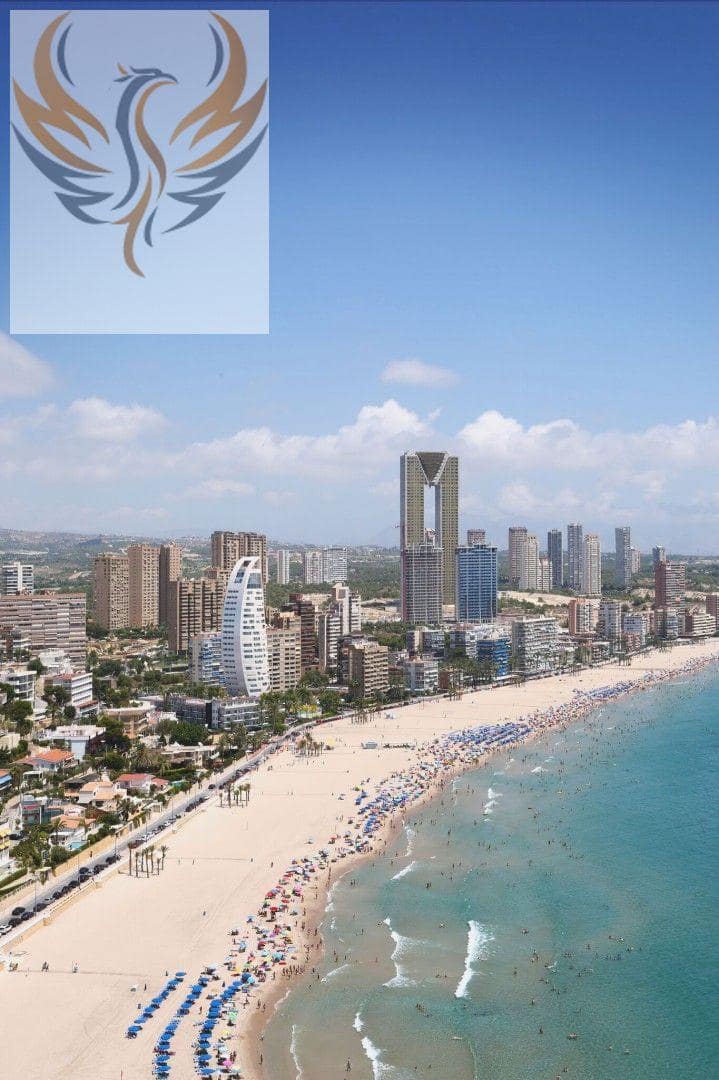 3 slaapkamer Appartement te koop in Benidorm met zwembad garage - € 1.550.000 (Ref: 8373037)