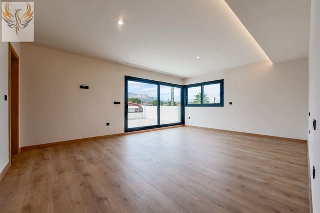 Chalet de 4 habitaciones en Albir, Alfaz del Pi / L'Alfàs del Pi en venta - 1.250.000 € (Ref: 8373073)