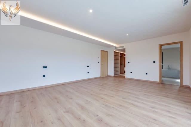 Chalet de 4 habitaciones en Albir, Alfaz del Pi / L'Alfàs del Pi en venta - 1.250.000 € (Ref: 8373073)