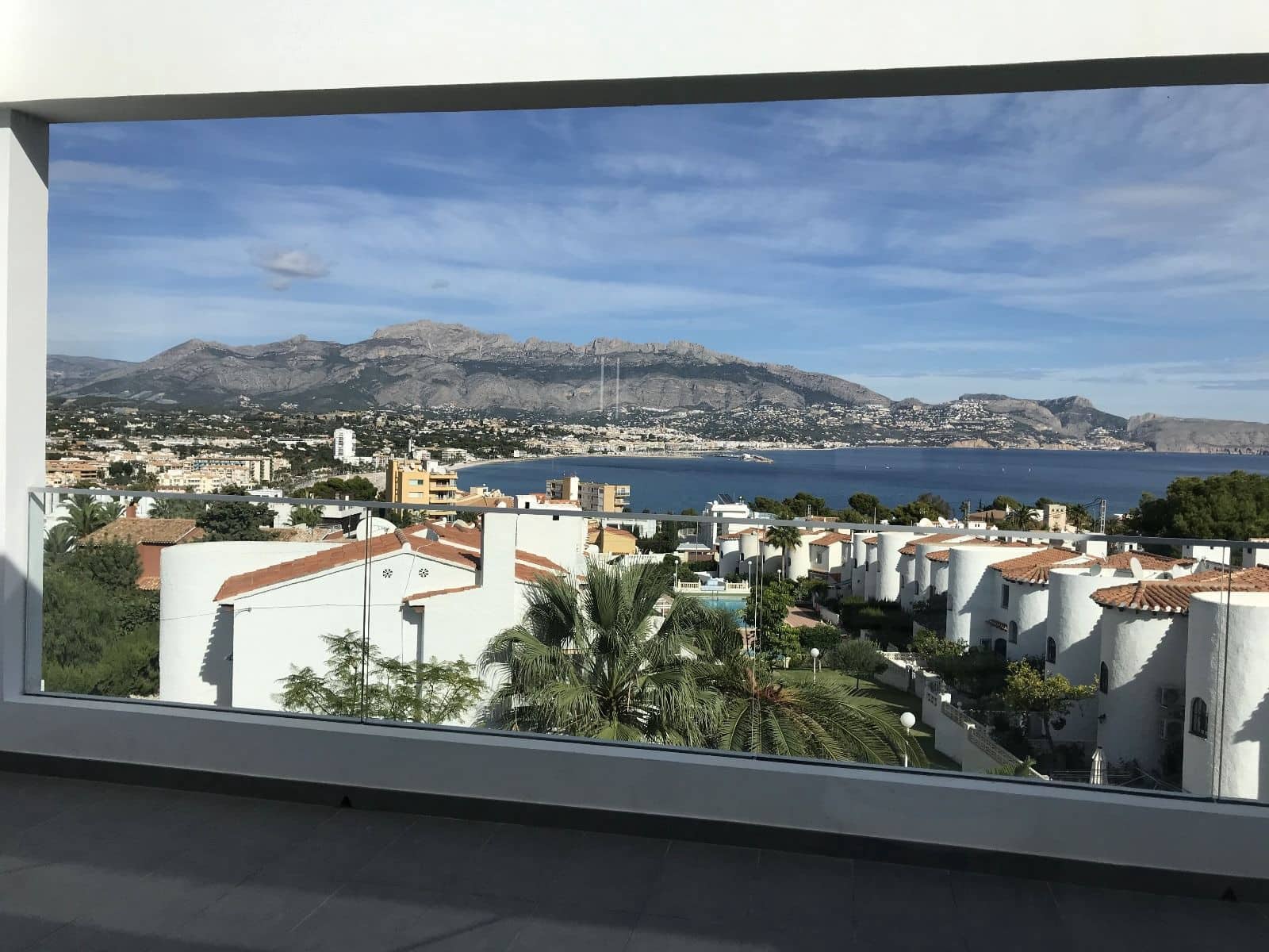 4 sypialnia Willa do wynajęcia w Albir z basenem garażem - 2 600 € (Ref: 8392911)