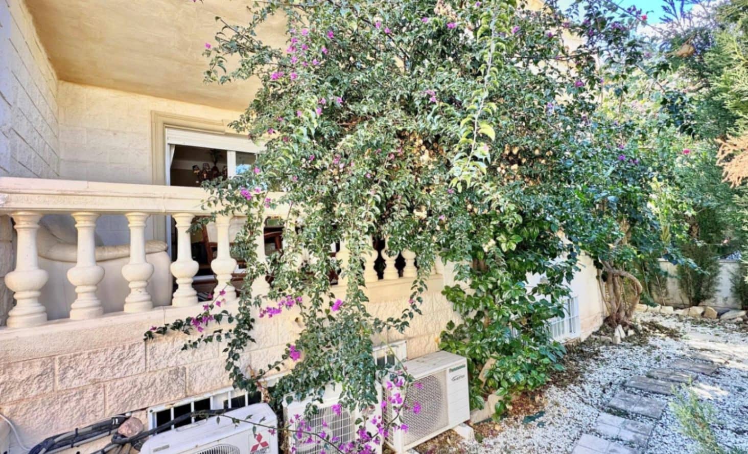 5 soveværelse Rækkehus til salg i Albir med swimmingpool garage - € 450.000 (Ref: 8398069)