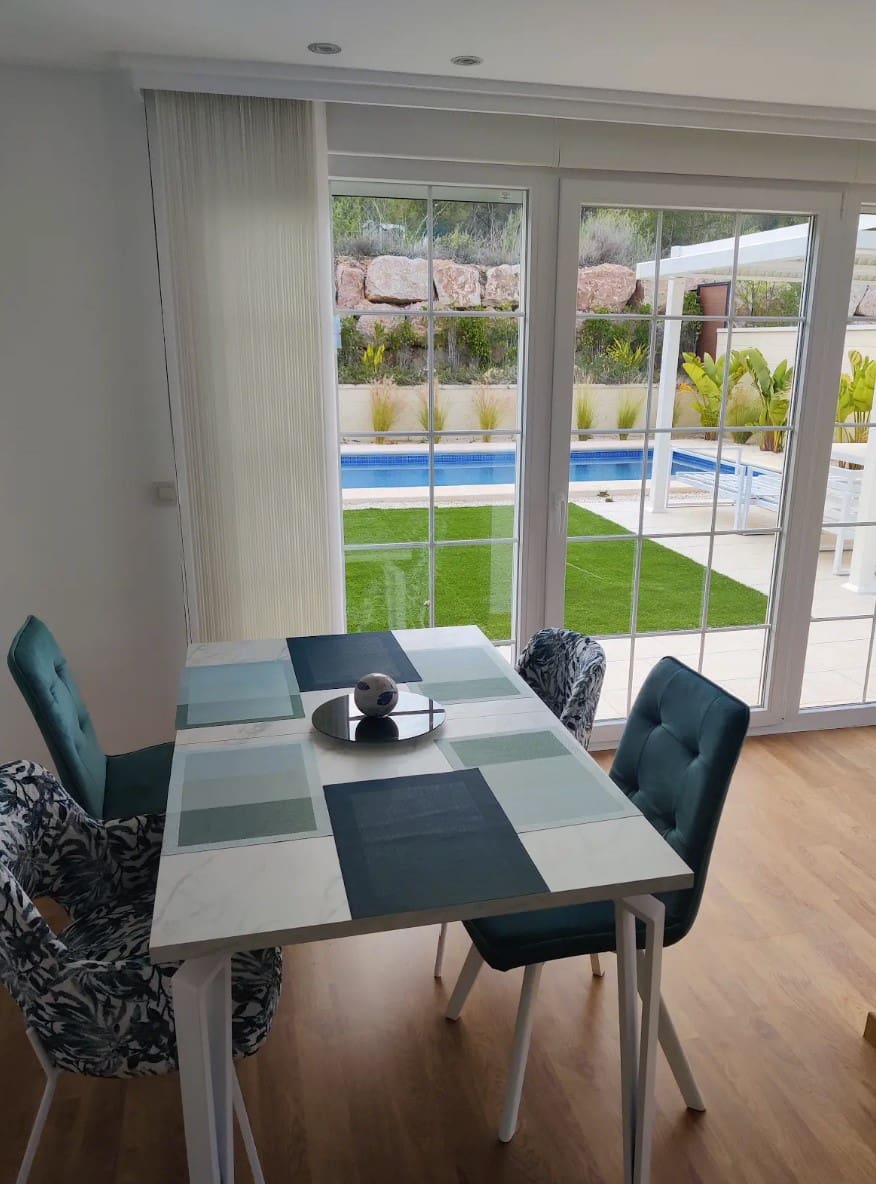 3 bedroom Villa for sale in Polop with pool garage - € 625,000 (Ref: 8511220)