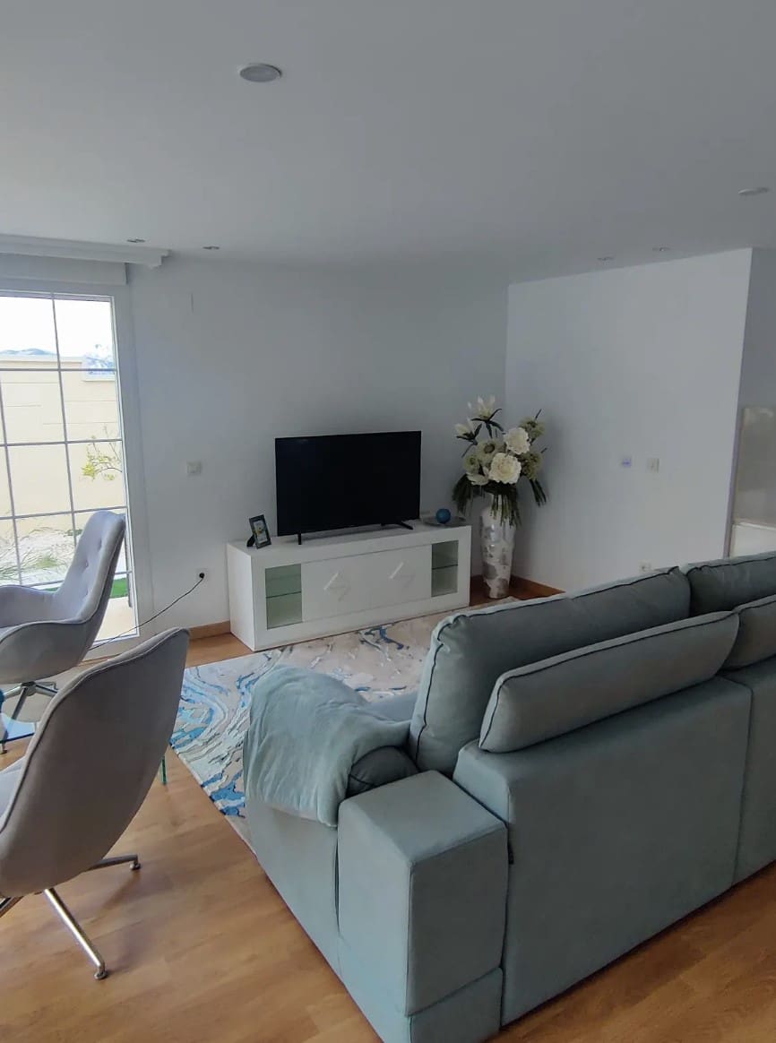 3 bedroom Villa for sale in Polop with pool garage - € 625,000 (Ref: 8511220)