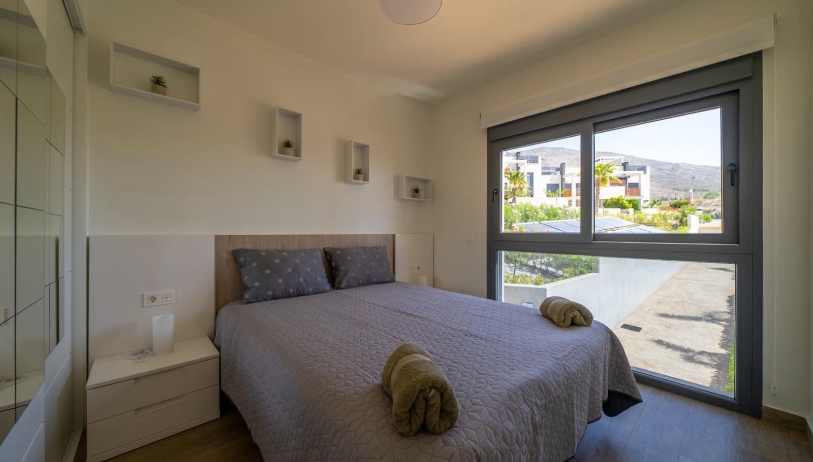 2 bedroom Apartment for rent in Finestrat with pool garage - € 1,500 (Ref: 8524711)