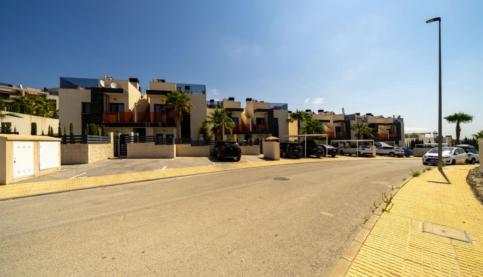 2 bedroom Apartment for rent in Finestrat with pool garage - € 1,500 (Ref: 8524711)