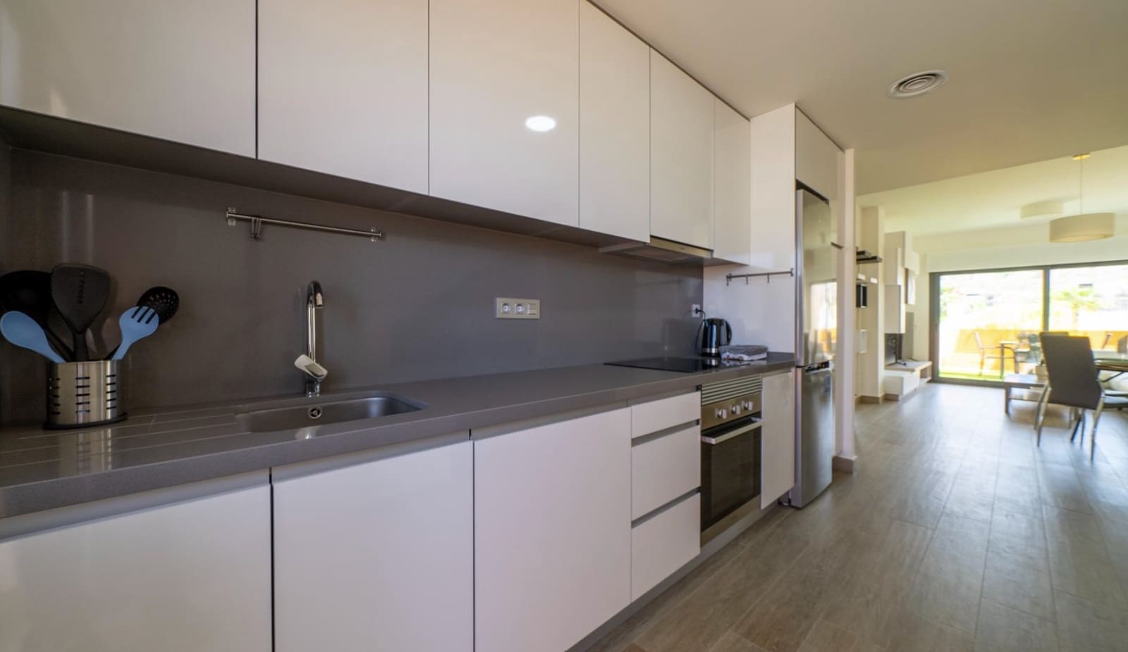 2 bedroom Apartment for rent in Finestrat with pool garage - € 1,500 (Ref: 8524711)