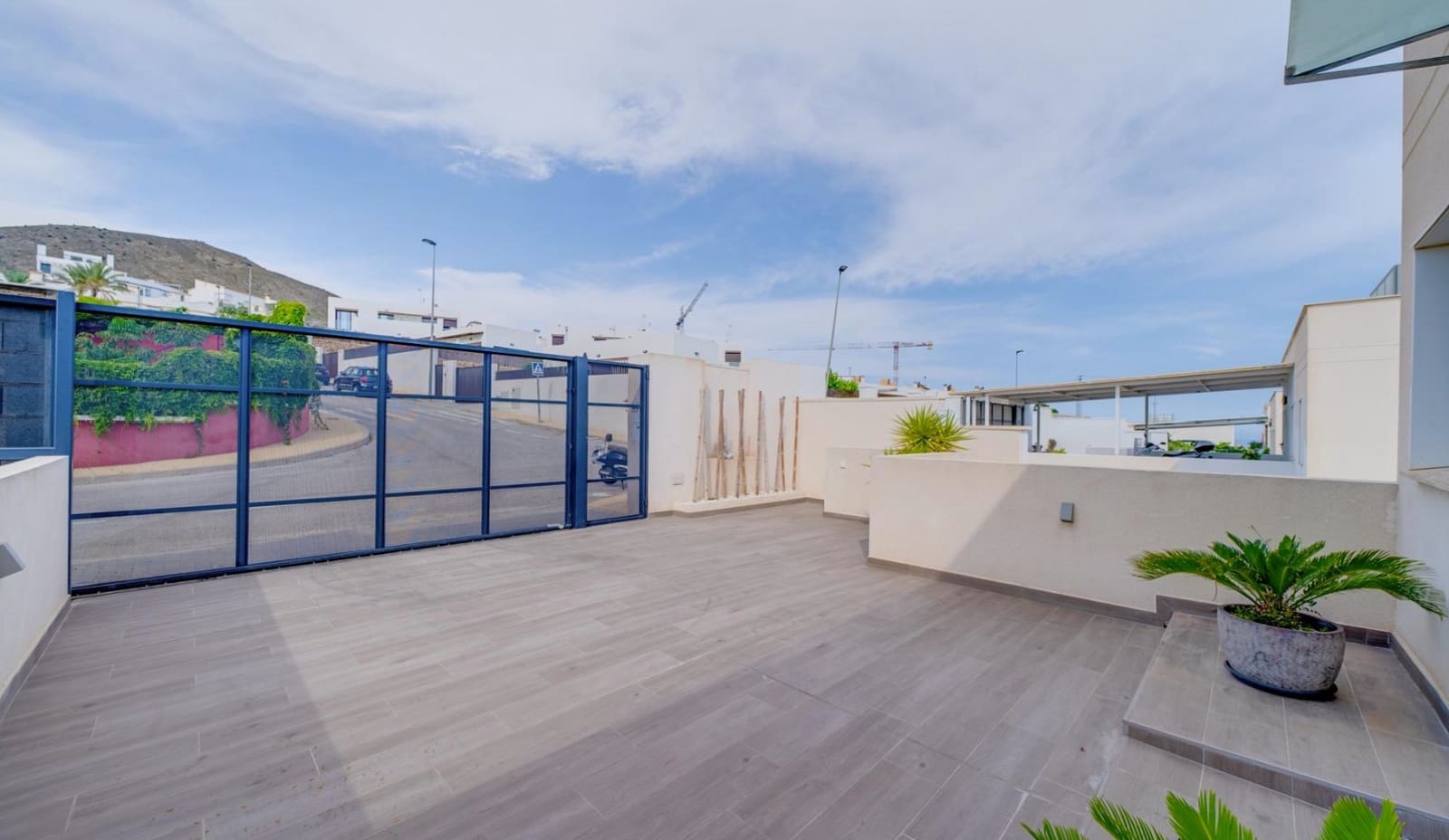 4 makuuhuone Huvila vuokrattavana paikassa Finestrat mukana uima-altaan - 2 800 € (Ref: 8651504)