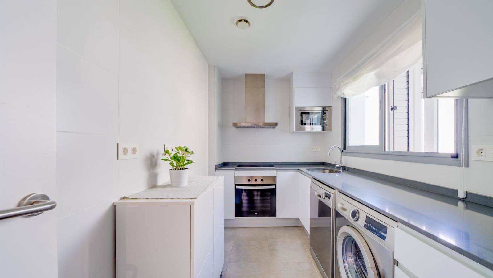 4 makuuhuone Huvila vuokrattavana paikassa Finestrat mukana uima-altaan - 2 800 € (Ref: 8651504)