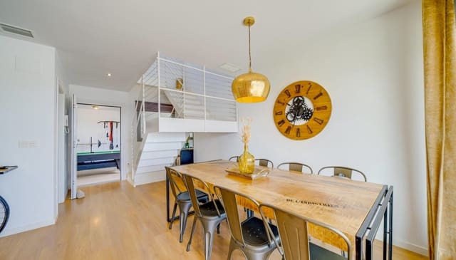 4 makuuhuone Huvila vuokrattavana paikassa Balcón de Finestrat - Terra Marina, Finestrat mukana uima-altaan - 2 800 € (Ref: 8651504)