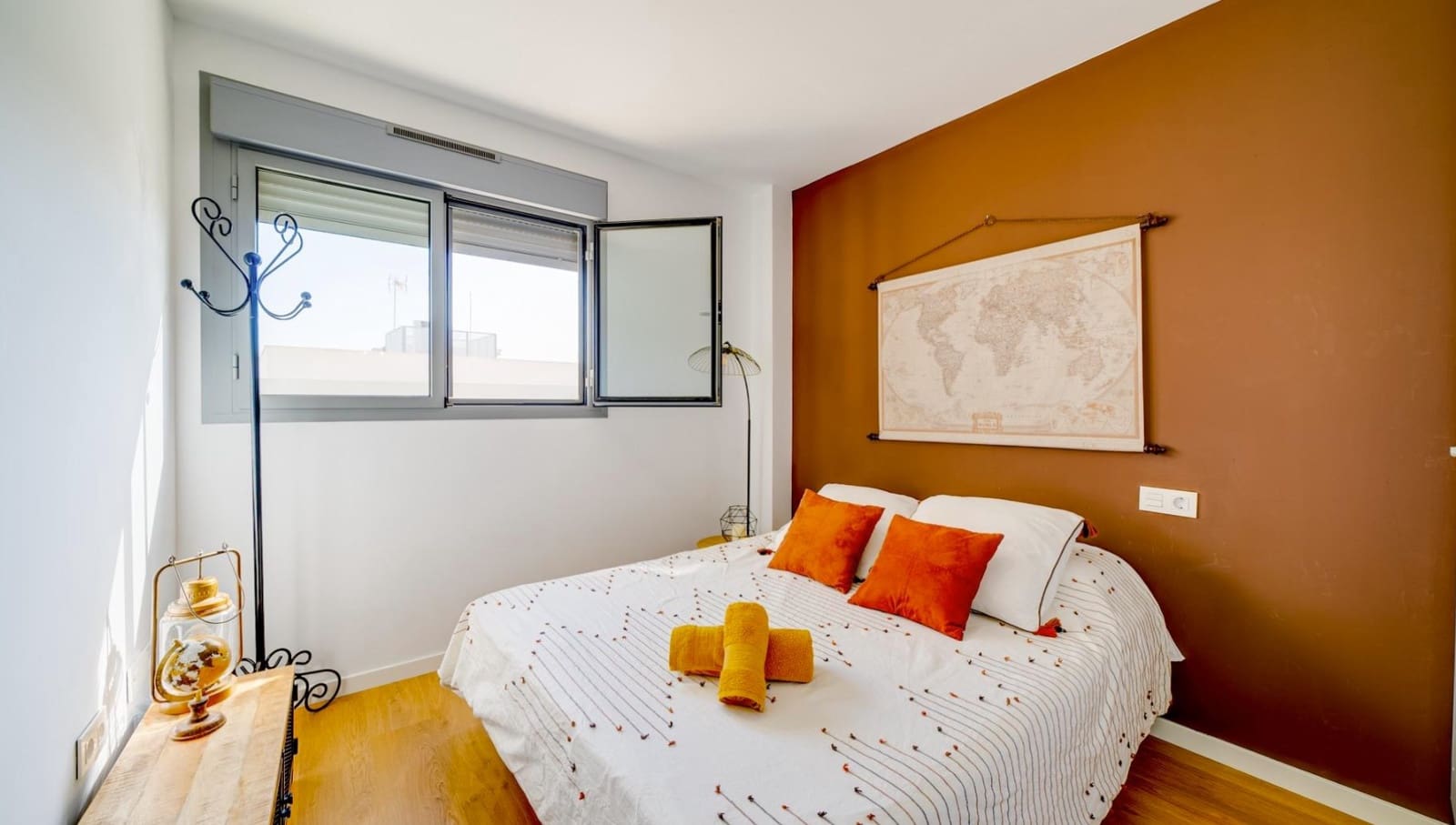 4 makuuhuone Huvila vuokrattavana paikassa Finestrat mukana uima-altaan - 2 800 € (Ref: 8651504)