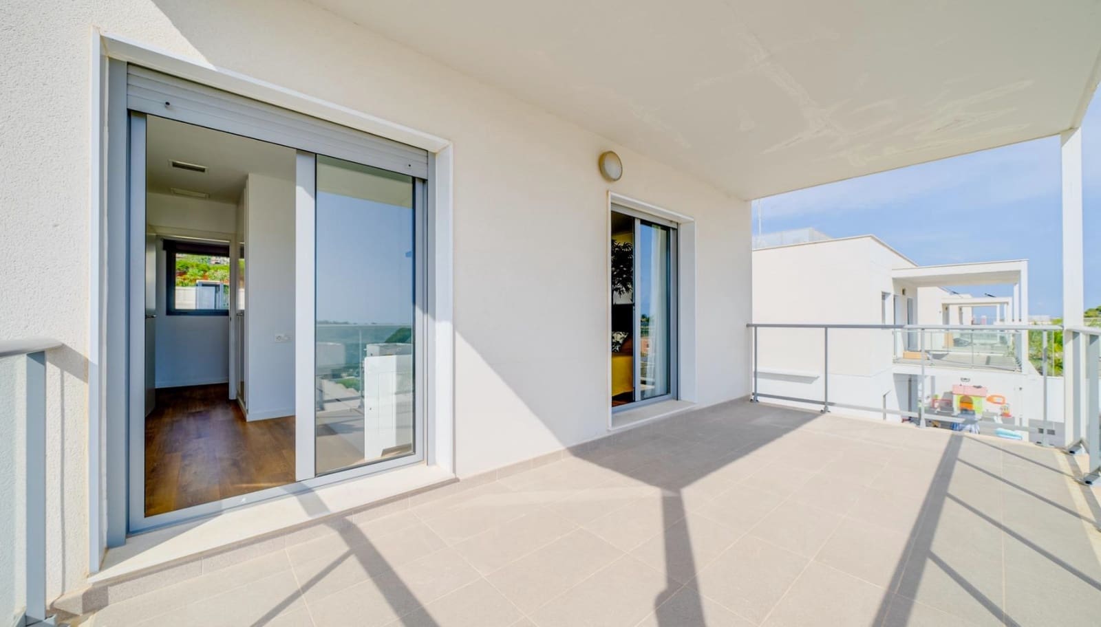 4 makuuhuone Huvila vuokrattavana paikassa Finestrat mukana uima-altaan - 2 800 € (Ref: 8651504)