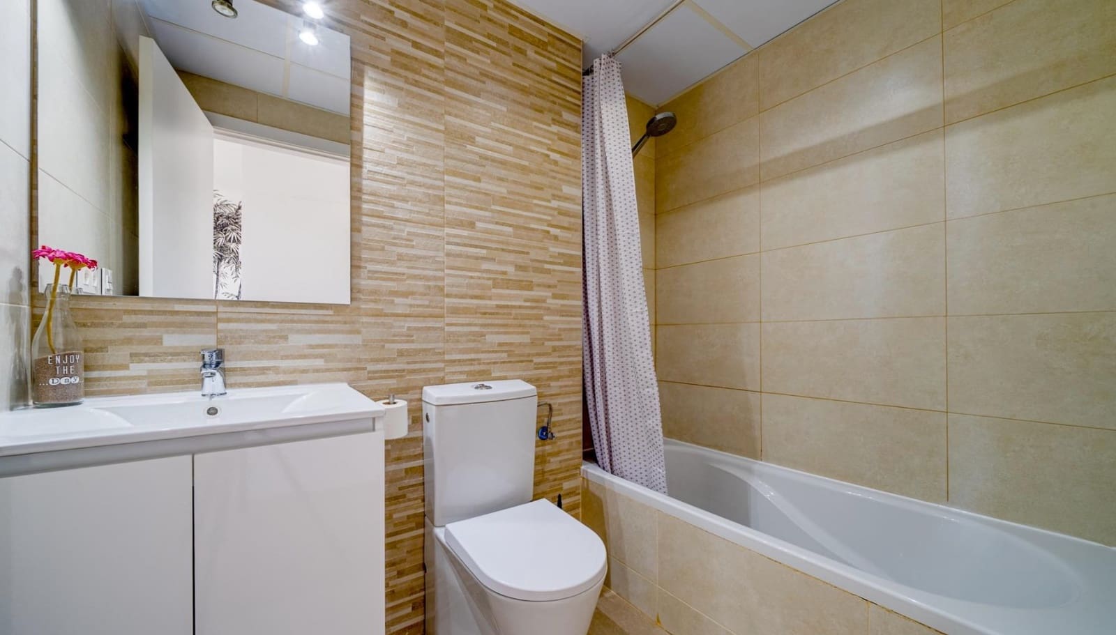 4 makuuhuone Huvila vuokrattavana paikassa Finestrat mukana uima-altaan - 2 800 € (Ref: 8651504)