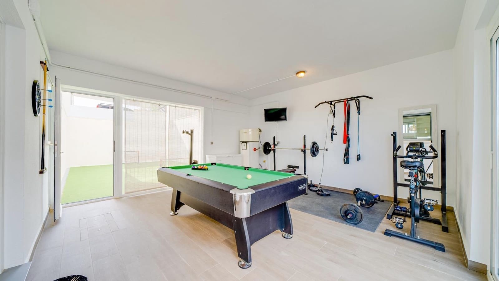 4 makuuhuone Huvila vuokrattavana paikassa Finestrat mukana uima-altaan - 2 800 € (Ref: 8651504)