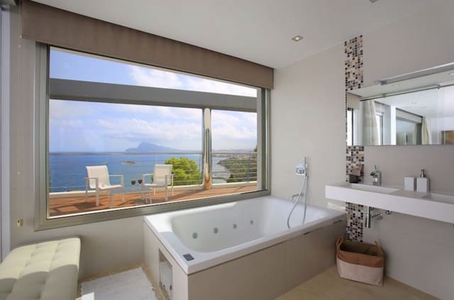 6 Zimmer Villa zu verkaufen in Altea mit Garage - 6.300.000 € (Ref: 8672392)