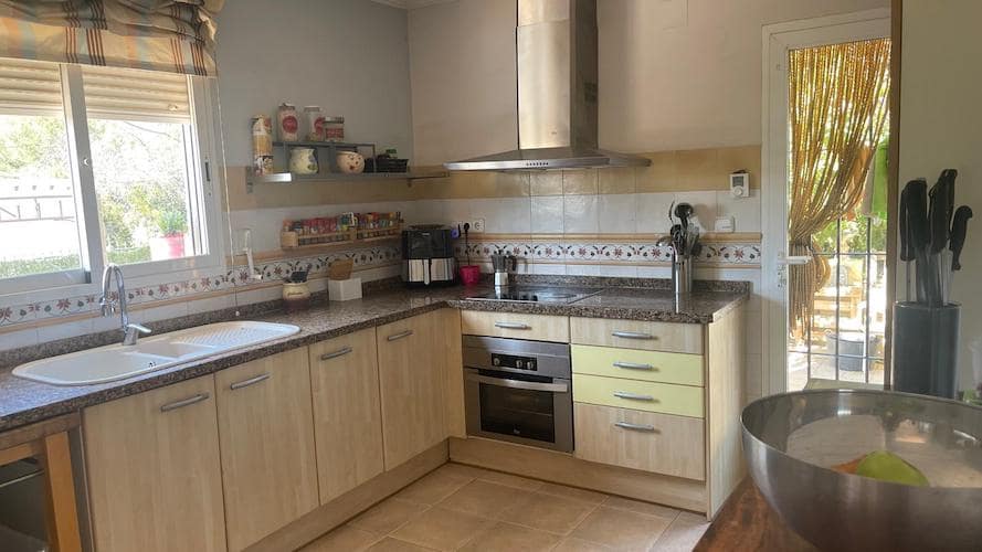 4 soverom Villa til salgs i La Nucia med svømmebasseng garasje - € 349 000 (Ref: 8788848)