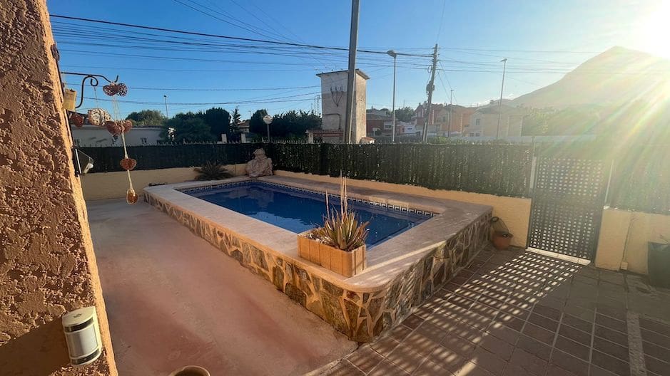 4 soverom Villa til salgs i La Nucia med svømmebasseng garasje - € 349 000 (Ref: 8788848)