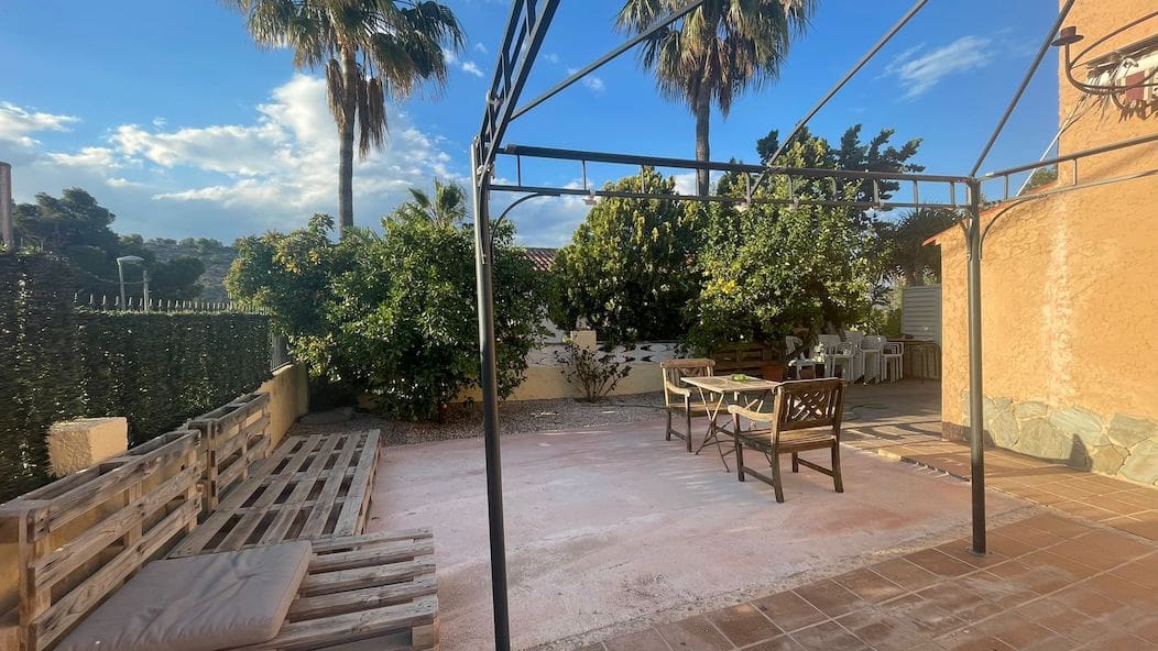 4 soverom Villa til salgs i La Nucia med svømmebasseng garasje - € 349 000 (Ref: 8788848)