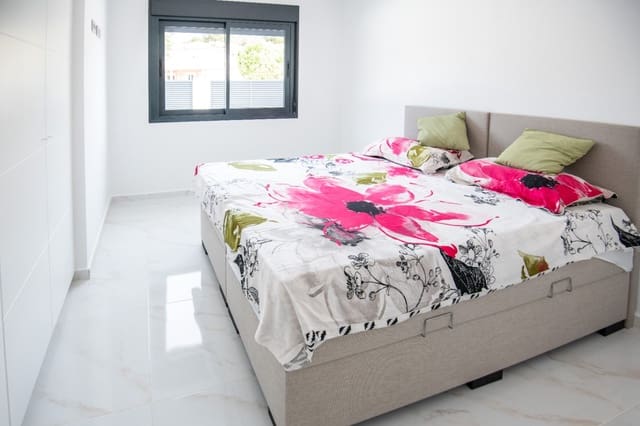 3 bedroom Villa for sale in Pinar de Campoverde, Pilar de la Horadada with pool garage - € 431,560 (Ref: 8800428)