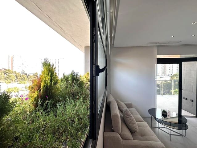 3 sypialnia Apartament do wynajęcia w Playa Poniente, Benidorm z basenem garażem - 2 350 € (Ref: 8816934)