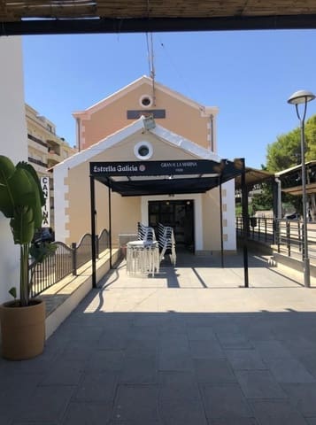 7 bedroom Hotel for sale in Altea with garage - € 960,000 (Ref: 8837402)