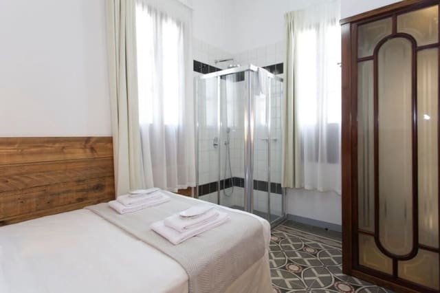 7 bedroom Hotel for sale in Altea with garage - € 960,000 (Ref: 8837402)