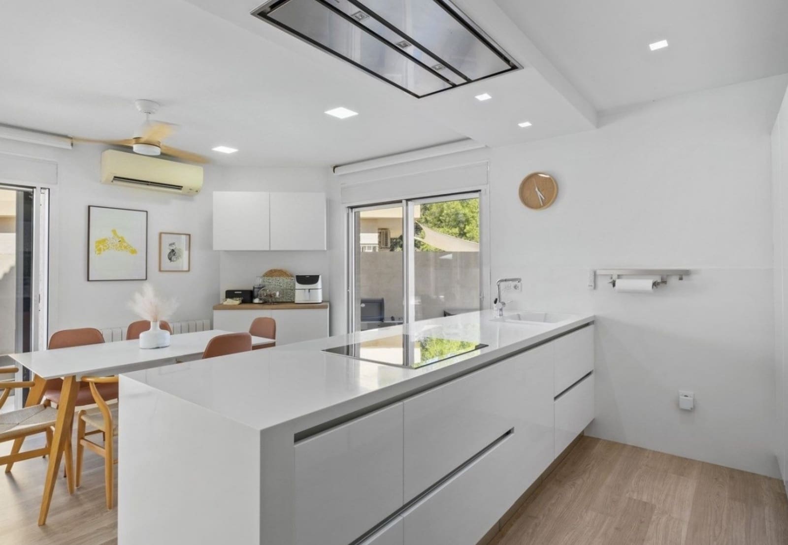 4 chambre Villa/Maison à vendre à Alfaz del Pi / L'Alfas del Pi avec piscine garage - 598 000 € (Ref: 8904945)