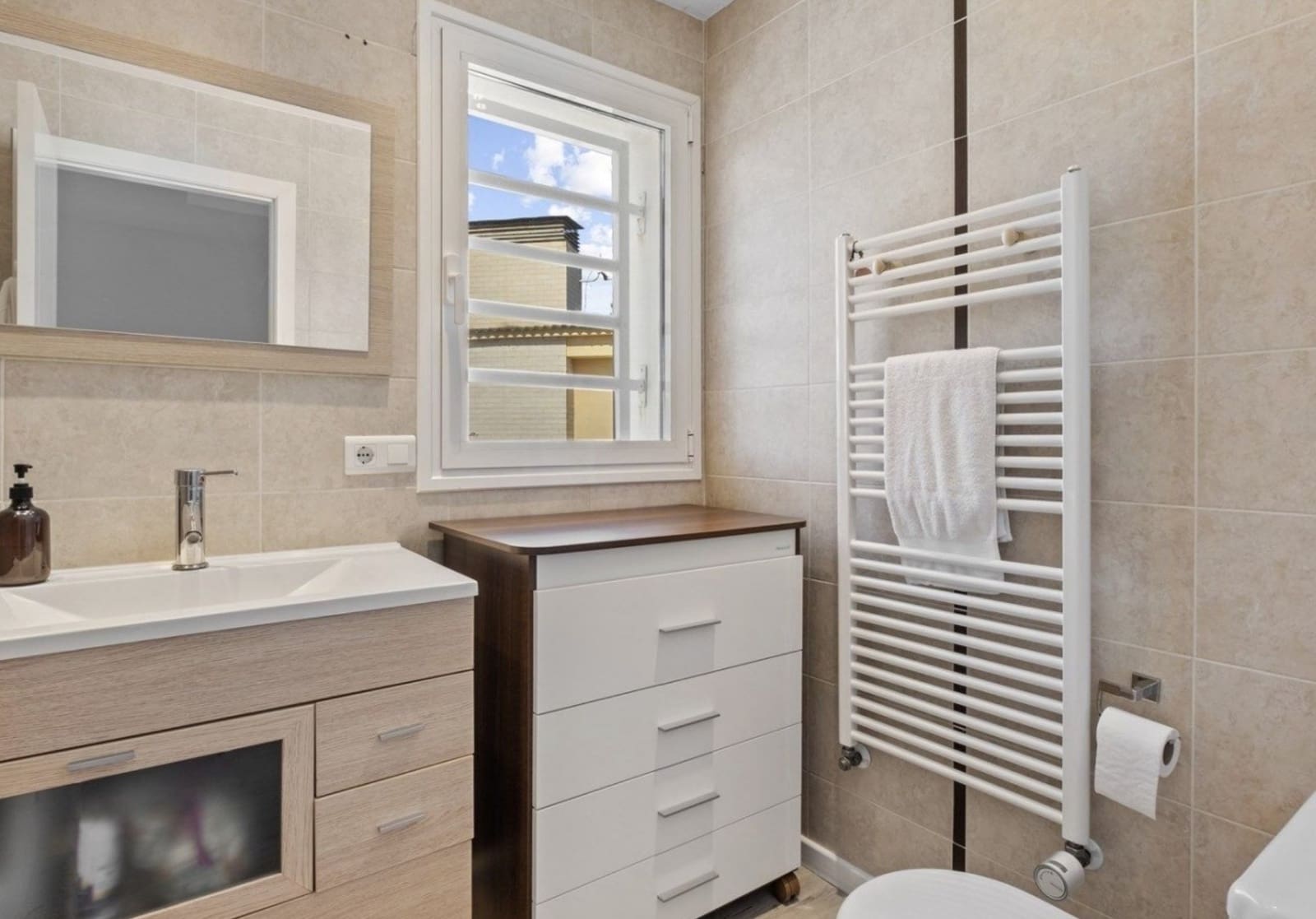 4 chambre Villa/Maison à vendre à Alfaz del Pi / L'Alfas del Pi avec piscine garage - 598 000 € (Ref: 8904945)