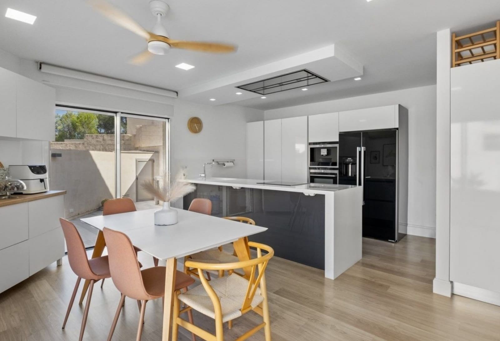 4 chambre Villa/Maison à vendre à Alfaz del Pi / L'Alfas del Pi avec piscine garage - 598 000 € (Ref: 8904945)