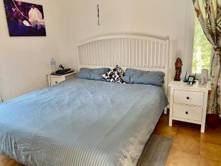 4 bedroom Villa for sale in Altea with pool garage - € 525,000 (Ref: 8936363)