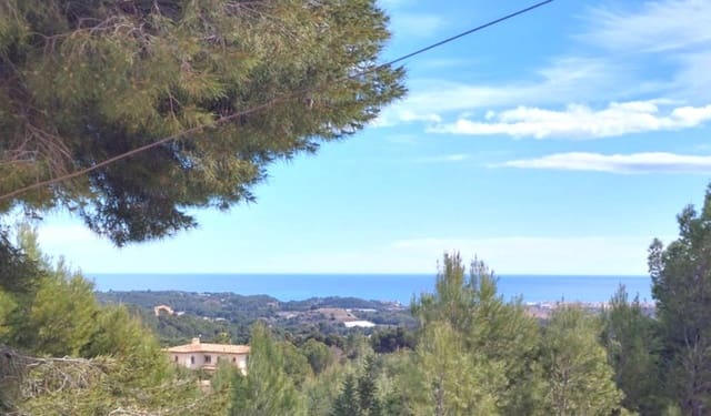 4 bedroom Villa for sale in Altea with pool garage - € 525,000 (Ref: 8936363)