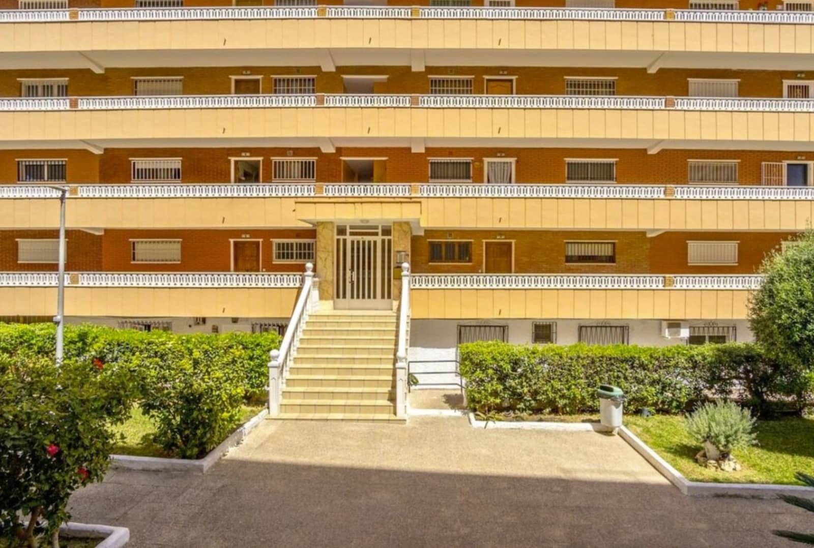 3 soveværelse Lejlighed til salg i Torrevieja - € 158.000 (Ref: 8950053)