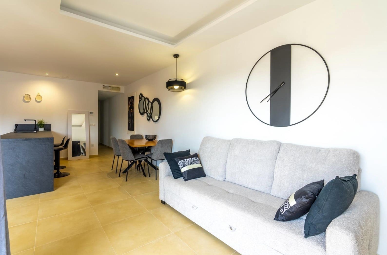 2 sypialnia Willa do wynajęcia w Finestrat z garażem - 1 900 € (Ref: 8973687)