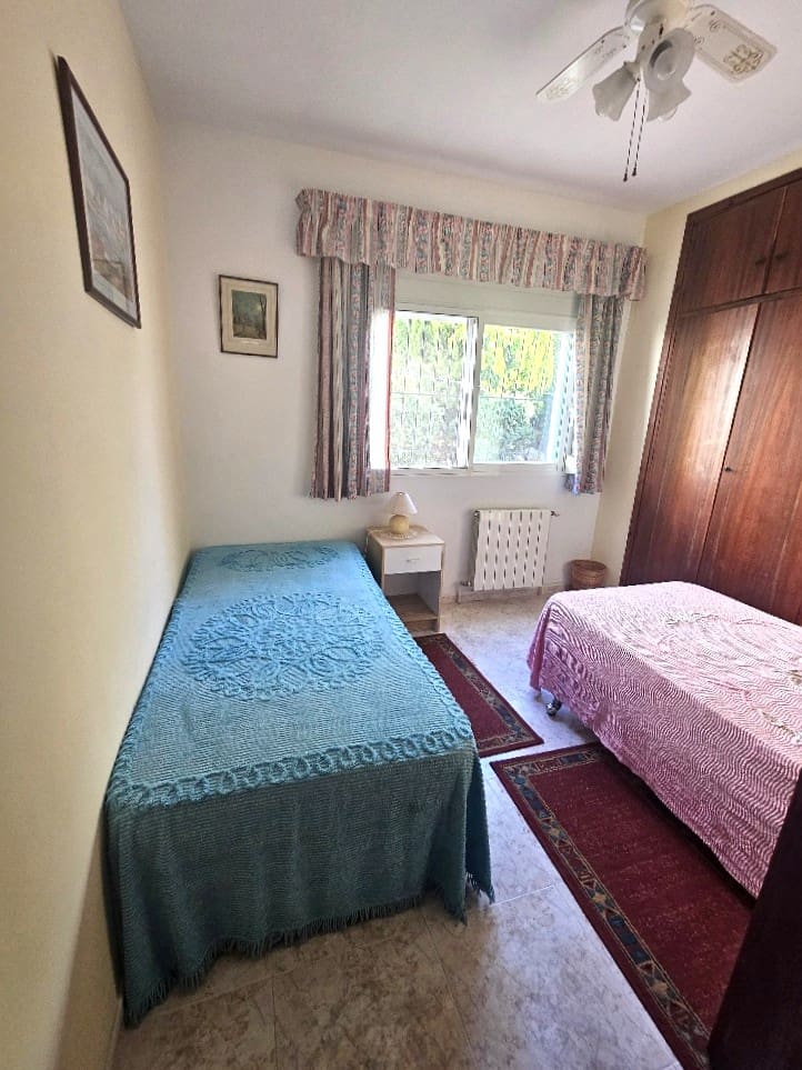 5 sovrum Villa till salu i Albir med pool garage - 550 000 € (Ref: 9013531)