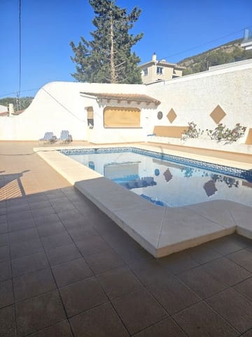 5 Zimmer Villa zu verkaufen in Albir, Alfaz del Pi / L'Alfàs del Pi mit Pool Garage - 550.000 € (Ref: 9013531)