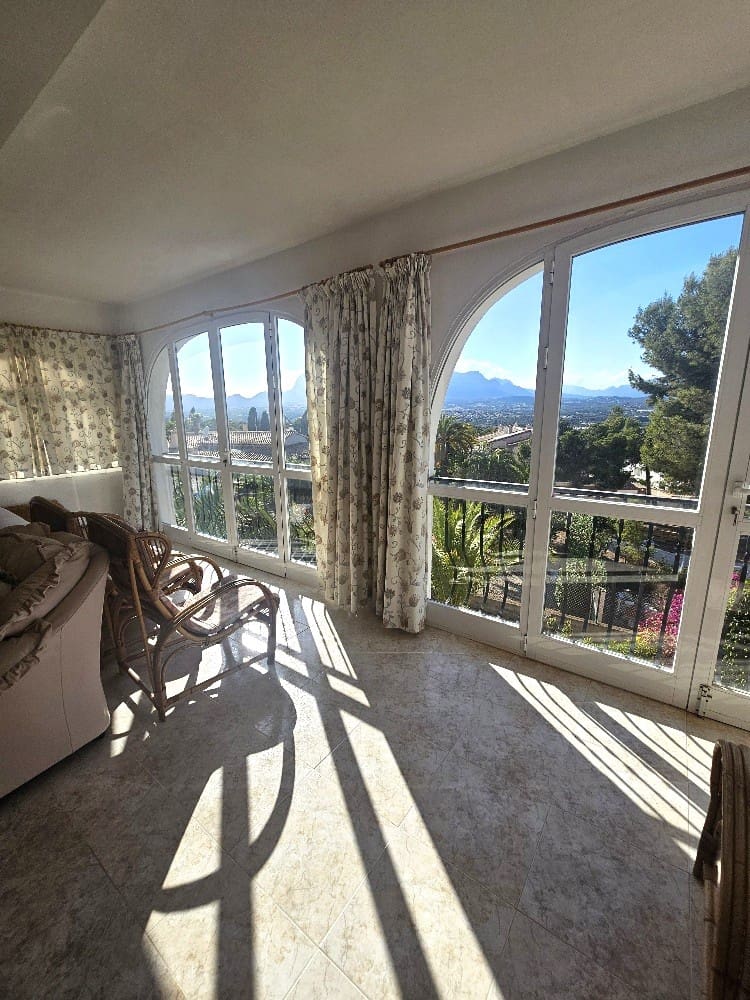 5 sovrum Villa till salu i Albir med pool garage - 550 000 € (Ref: 9013531)